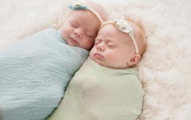How to calm a crying baby: Two babies sleeping
