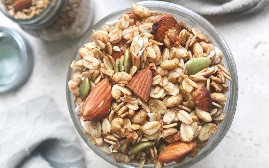 maple coconut granola