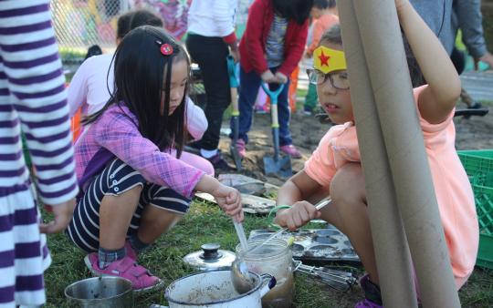 Reclaim Recess At School! kids playing with found objects